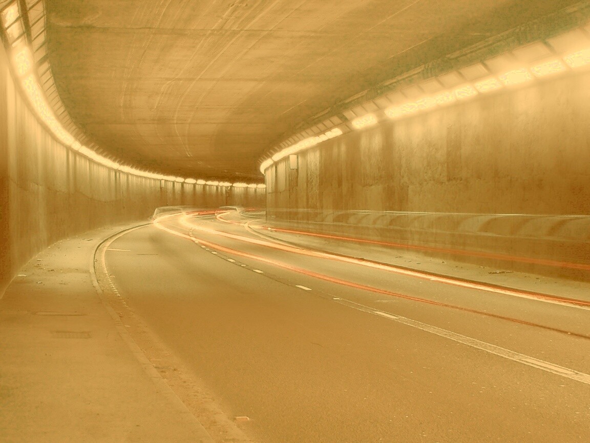 Огни в тоннеле обои