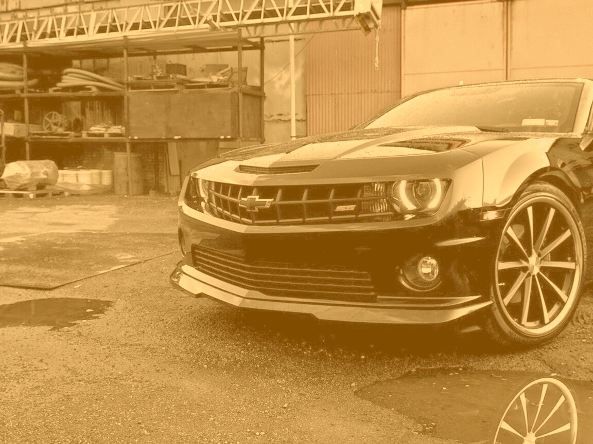 Черный шевроле камаро SS обои