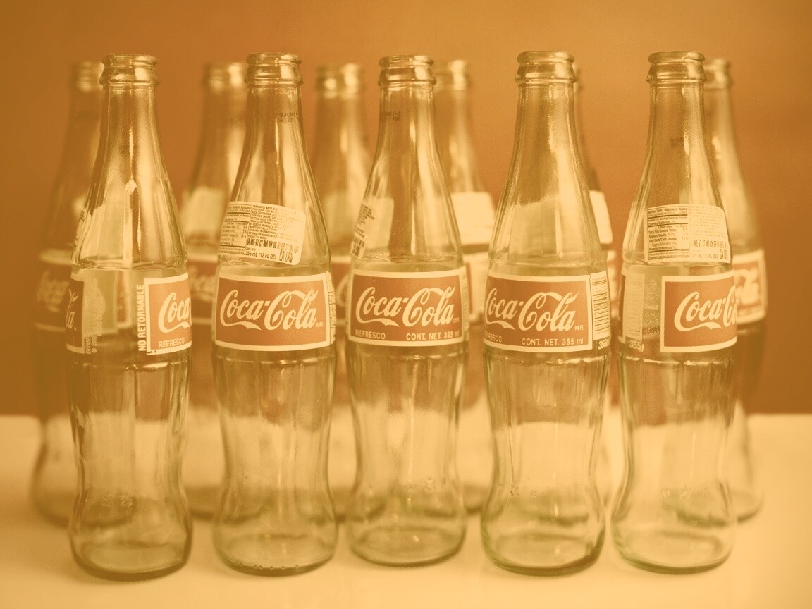 Бутылки Кока Колы обои