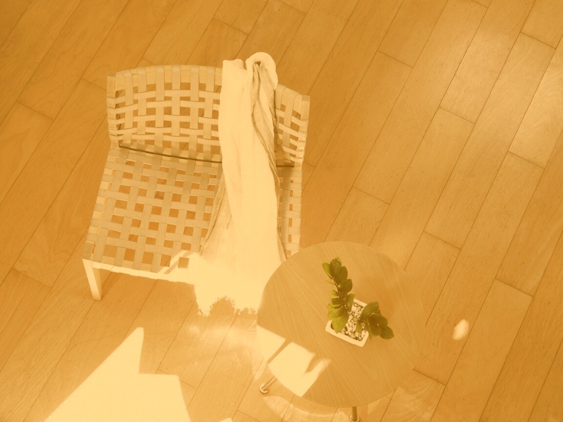 Отдых на плетенном кресле обои