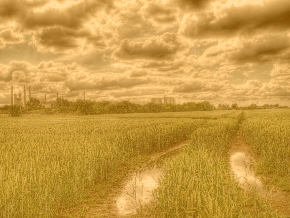 Свинцовые тучи обои