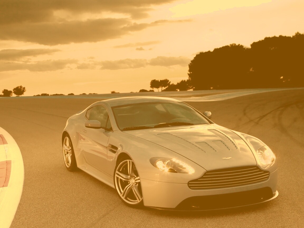 Aston Martin обои