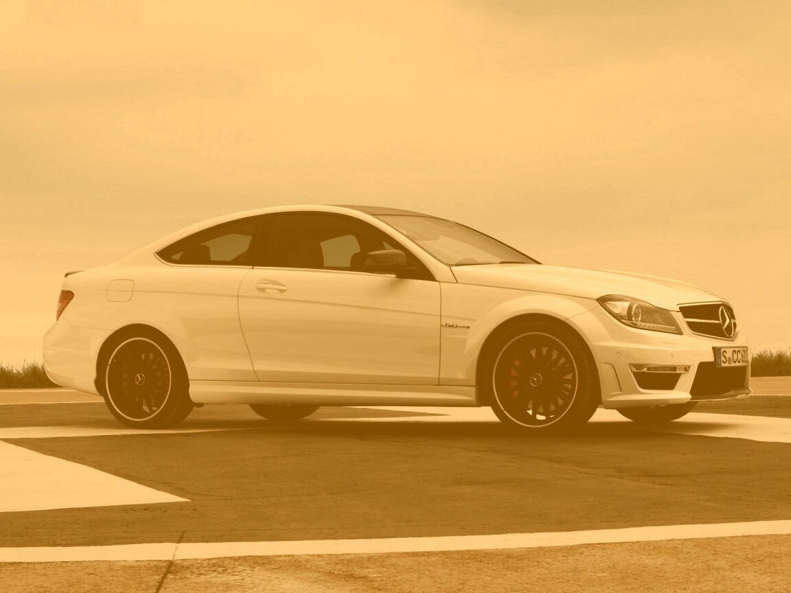 Mecedes C63 обои
