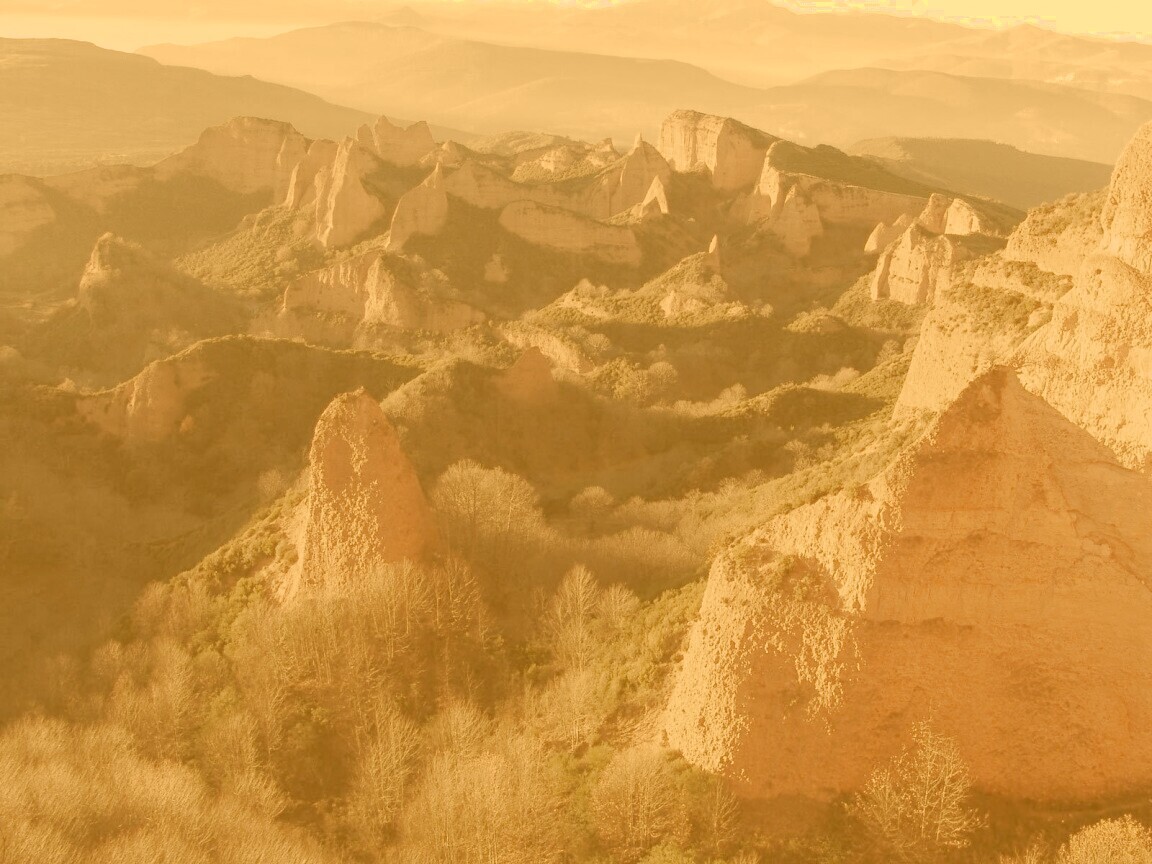 Скалы на рассвете обои