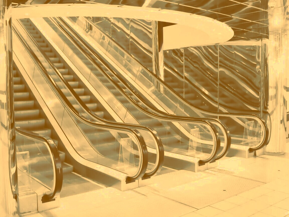 Современный эскалатор обои