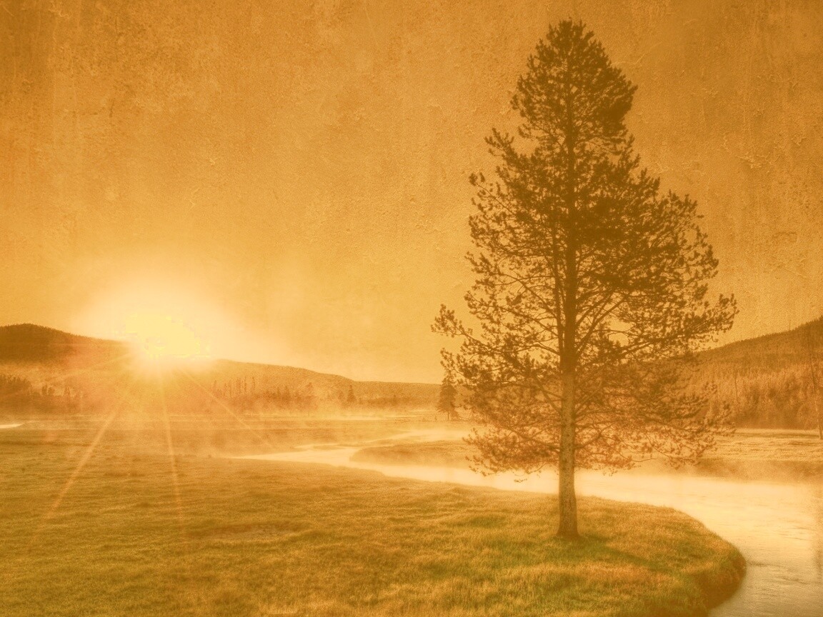 Закат за речкой обои