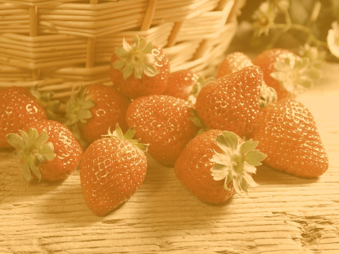 Клубничка обои