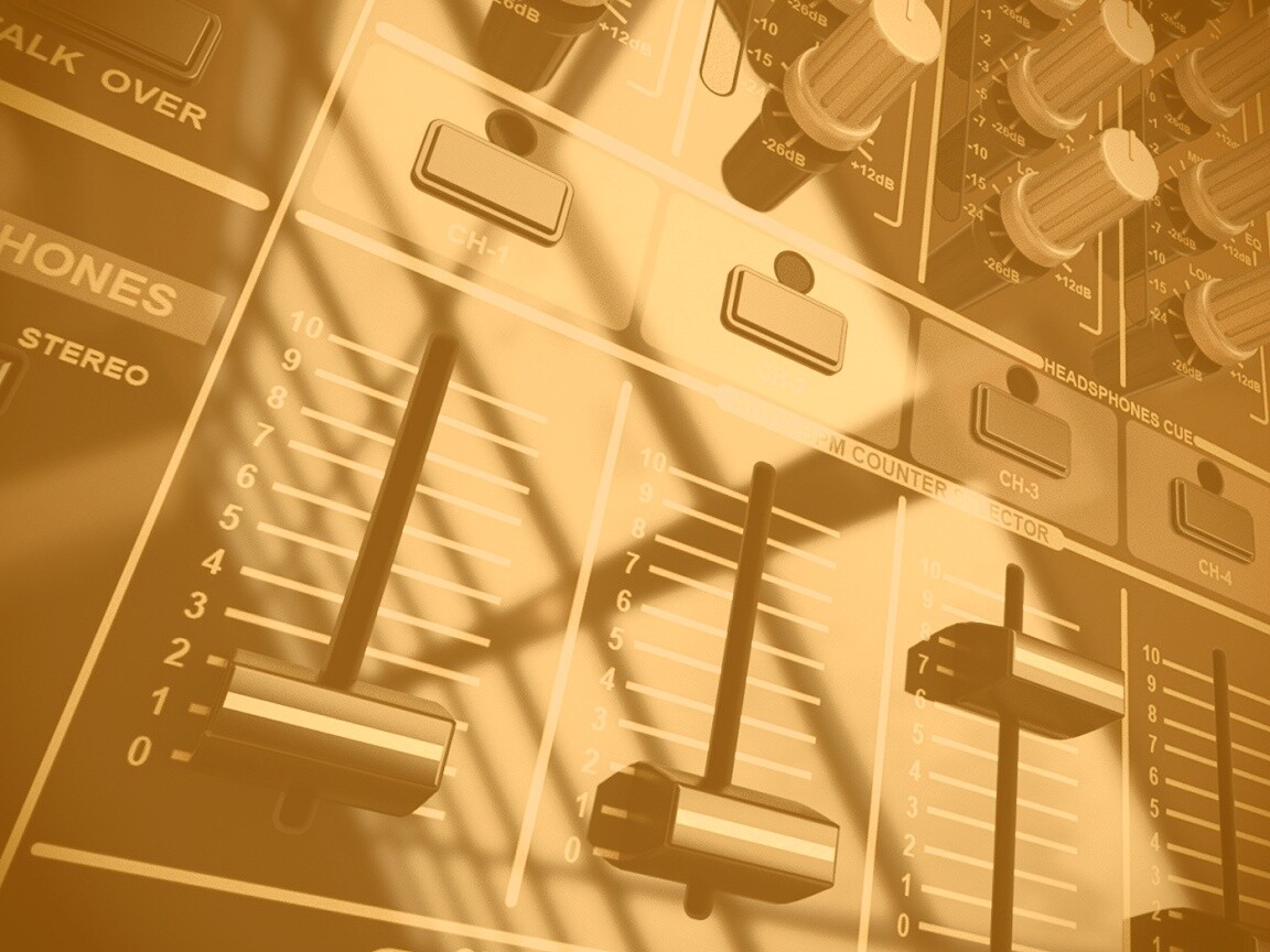 Пульт диджея и отражение на нем обои