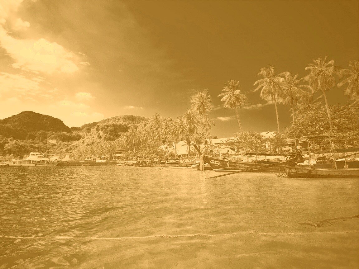 Призрачный пляж обои