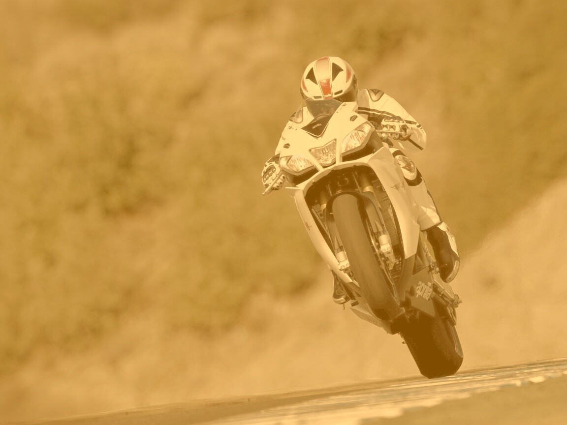 Спортбайк на козле обои