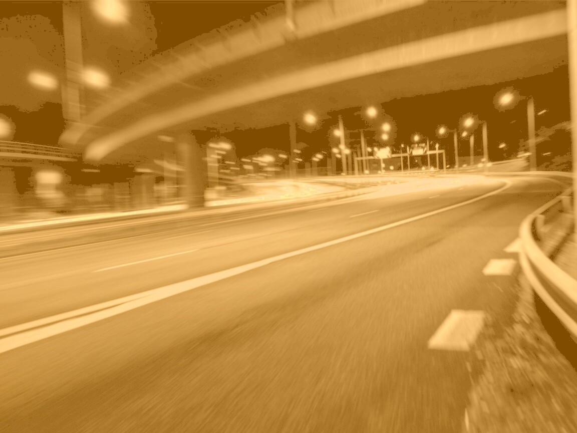 Дорога в ночном городе обои