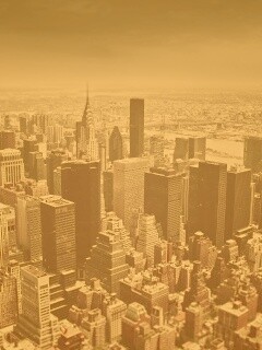 Темное небо над городом обои