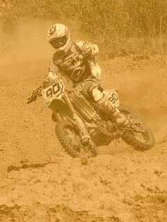 На мототреке обои