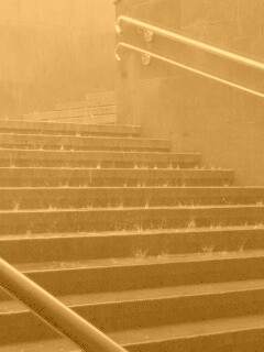 Спуск в подземный переход обои