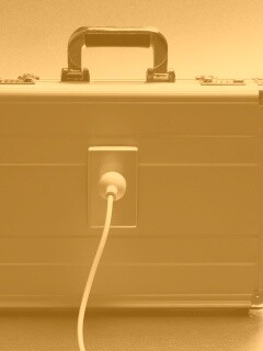 Розетка на кейсе обои