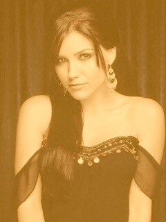 София Буш в черном платье обои