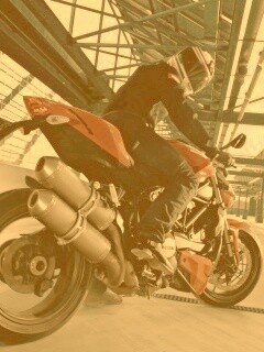 Пробуксовка на мотоцикле обои