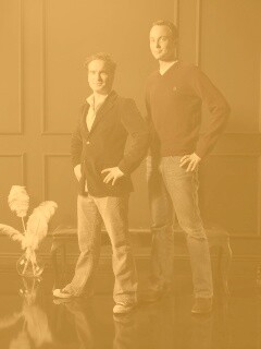 Джонни Галаки и Джим Парсонс обои