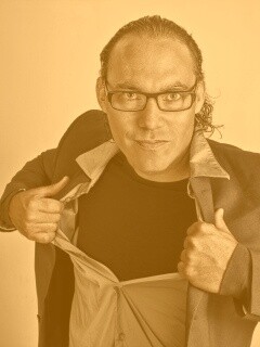 Спешит на помощь обои