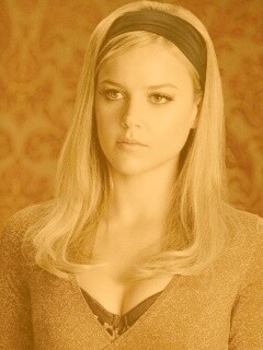 Эбби Корниш в Роли Милашки обои