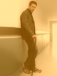 Хаус в больничном коридоре обои