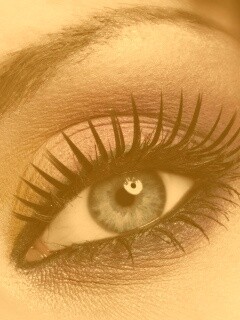 Макияж и цветок обои