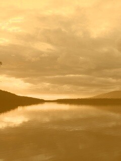 Вид на озеро обои