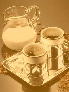 Поднос с кофе обои