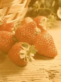 Клубничка обои