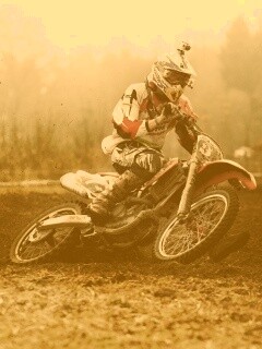 Зрелищное ралли на мотоциклах обои