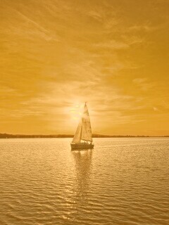 Яхта на закате обои