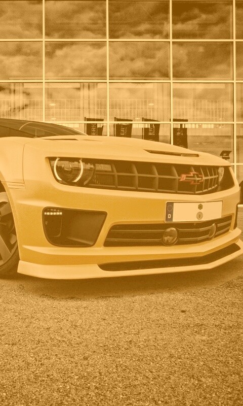 Желтый монстр обои