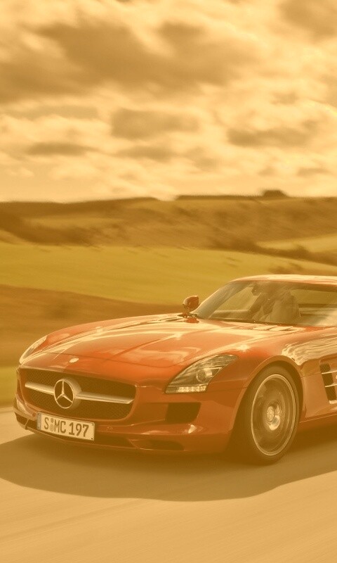 Красный спортивный мерседес обои