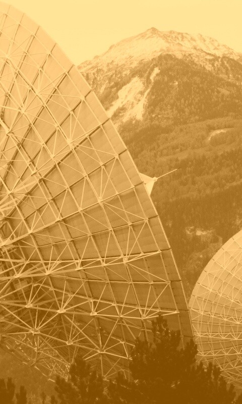 Локаторы в горах обои