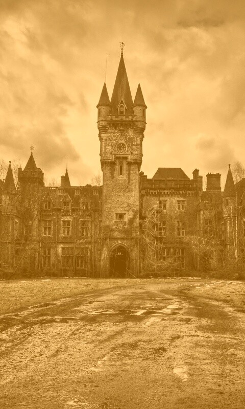 Разрушающийся замок обои