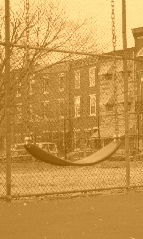 Пустые качели обои