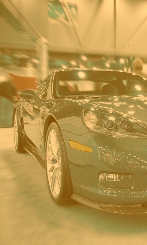 Машина на выставке обои