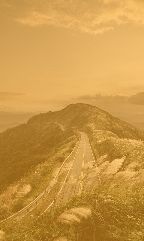 Дорога вдоль вершины холма обои