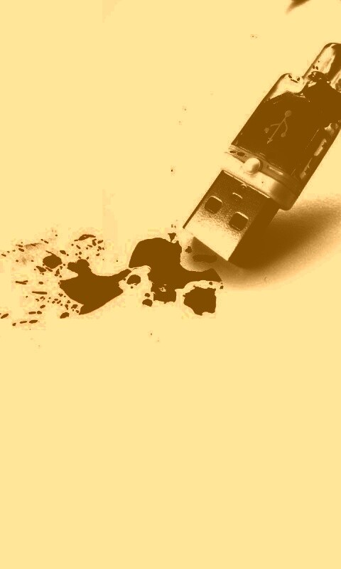 Кровавый usb обои