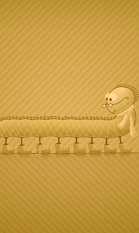 Гусеница в ботинках обои