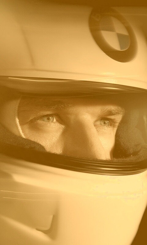 Гонщик BMW обои