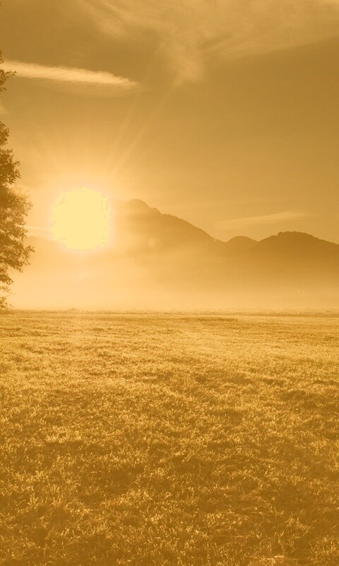 Восход над горами обои