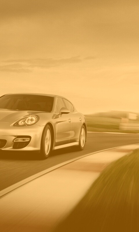 Автомобиль на треке обои