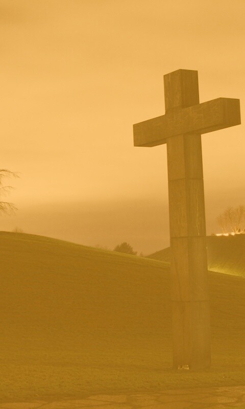 Каменный крест обои