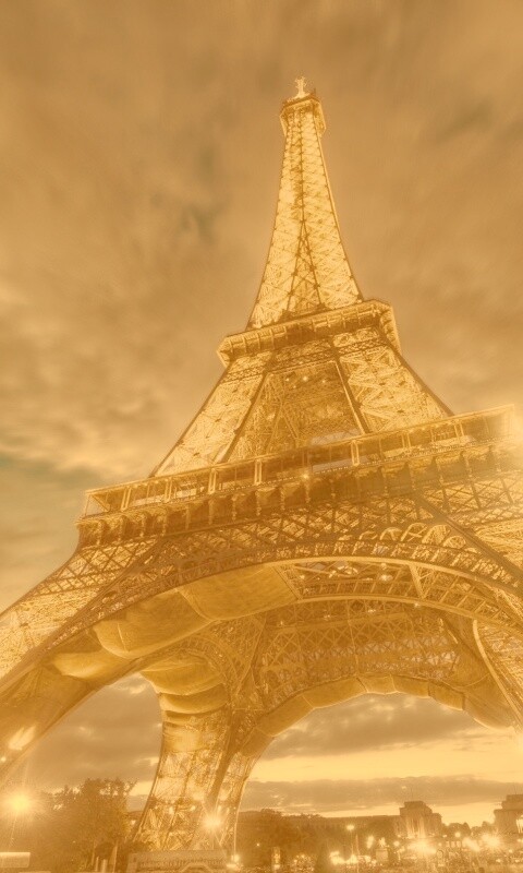 Вид снизу на Эйфелеву башню обои