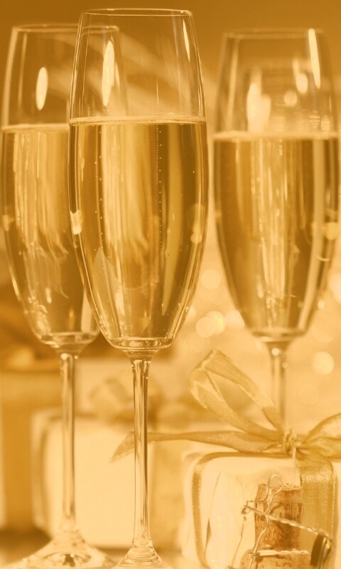 Бокалы с шампанским обои
