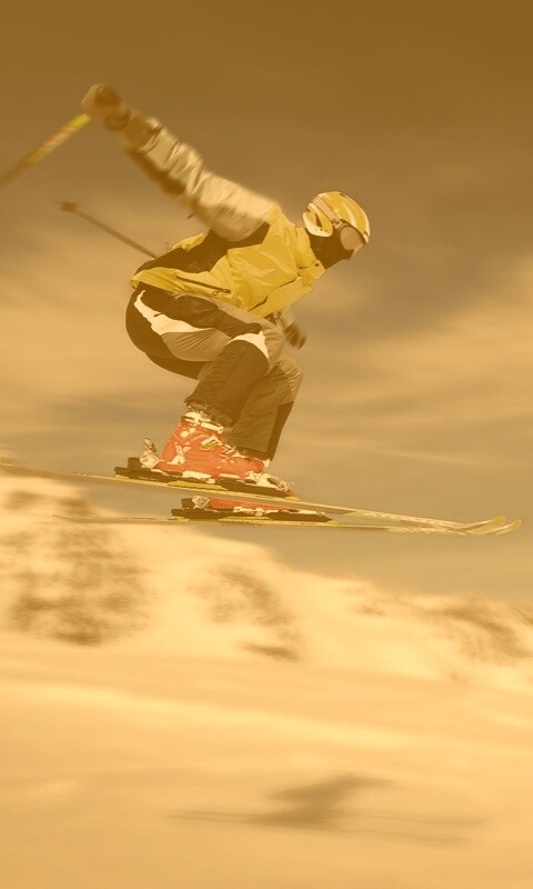 Лыжник в прыжке обои