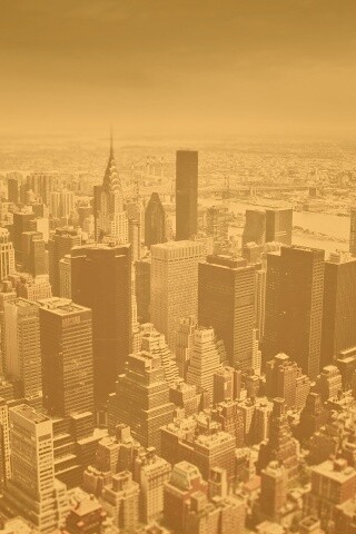 Темное небо над городом обои