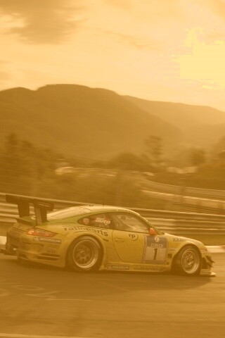 Гоночный Порше на треке обои