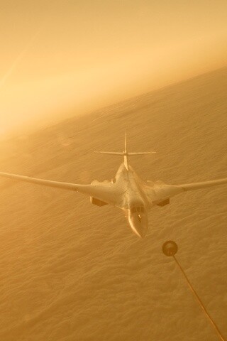 Ту 160 над облаками обои